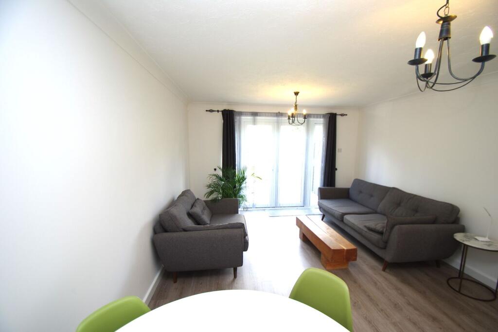 Main image of property: Broughton Way, WD3, Rickmansworth, Mill End, WD3