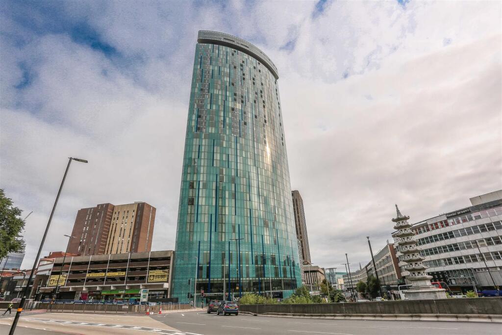 Main image of property: Beetham Tower, Holloway Circus Queensway, Birmingham