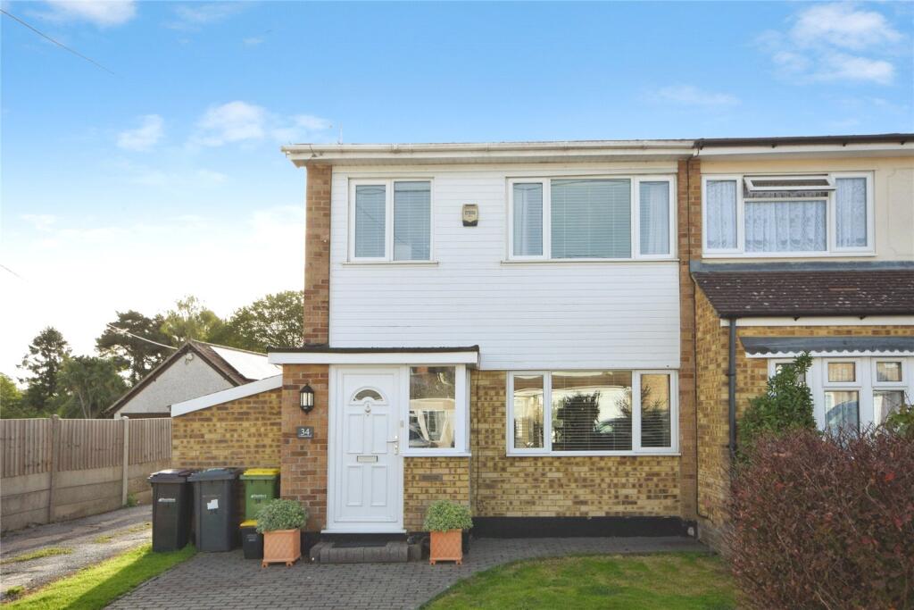 Main image of property: Connaught Road, Rayleigh, Essex, SS6
