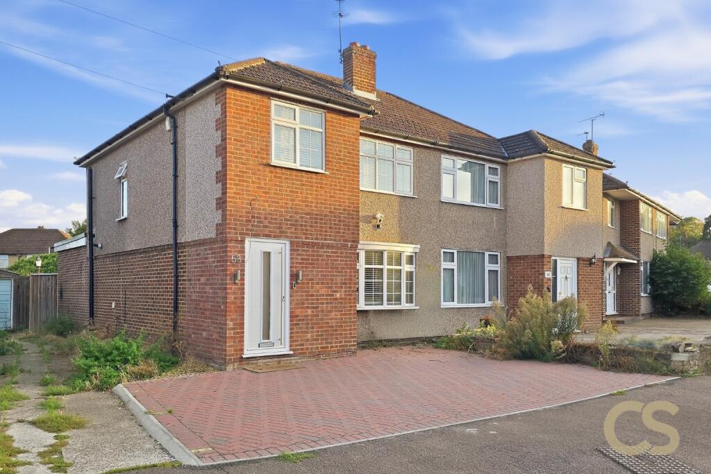 Main image of property: Montayne Road, Cheshunt, Hertfordshire, EN8 8LS