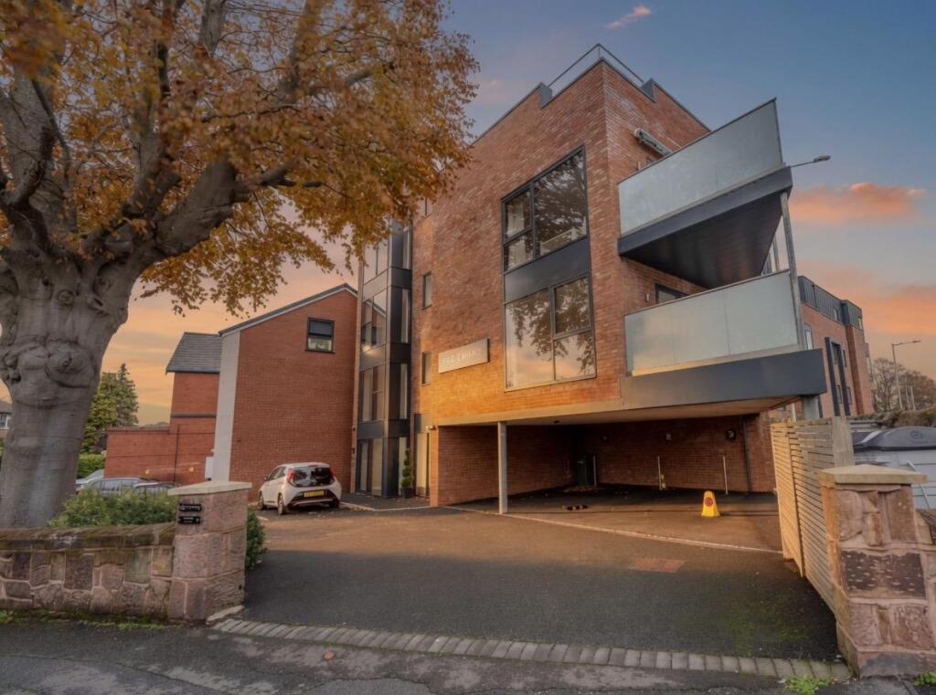 Main image of property: Mount Avenue, Heswall, Wirral