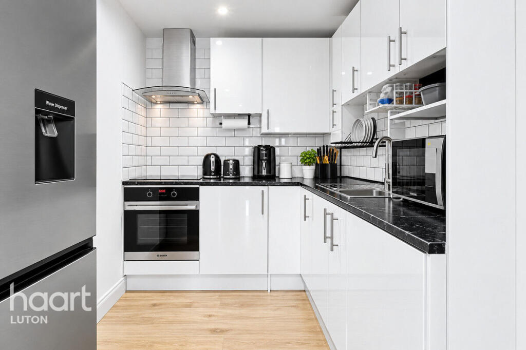 Main image of property: Midland Apartments 142 Midland Road, Luton