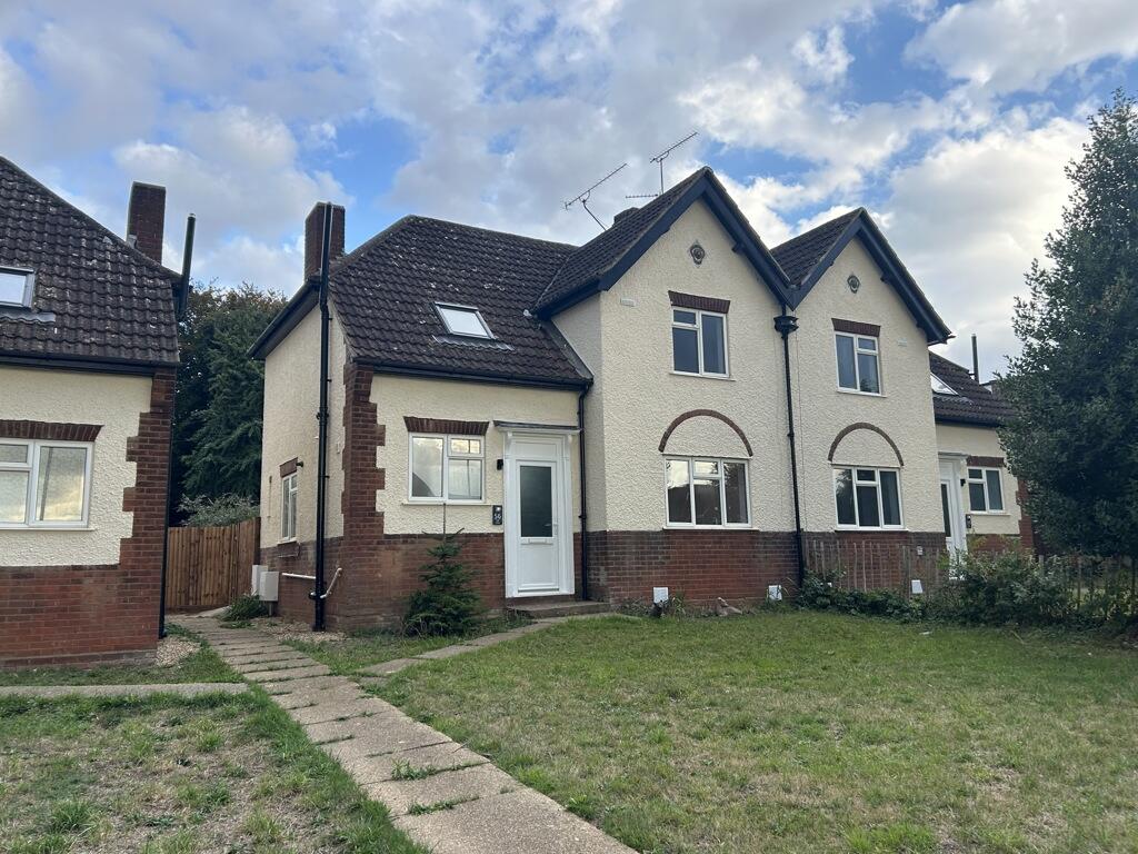 Main image of property: Hall Road, Aylesford, Kent, ME20 7QY