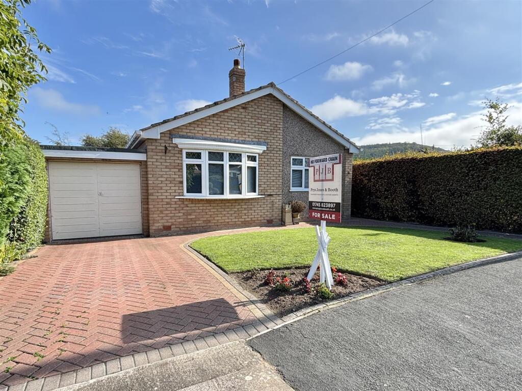 Main image of property: Llwyn Onn, Abergele, LL22