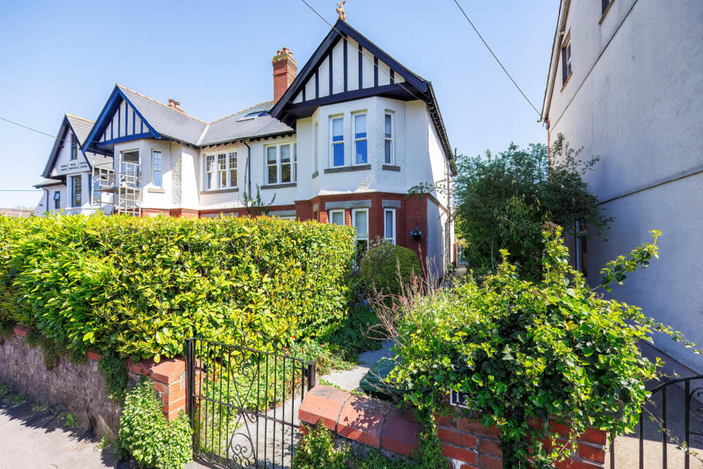 Main image of property: Cardiff Road, Taffs Well, Cardiff
