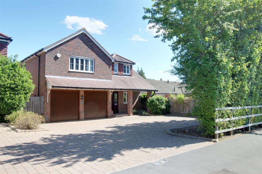 Main image of property: Grove Road, Tring