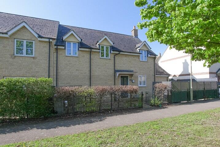 Main image of property: Blackthorn Avenue, Carterton, Oxfordshire, OX18
