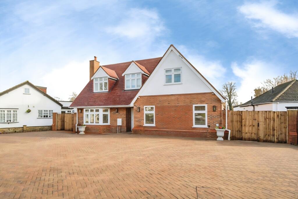 Main image of property: Willow Crescent East, Denham, Uxbridge