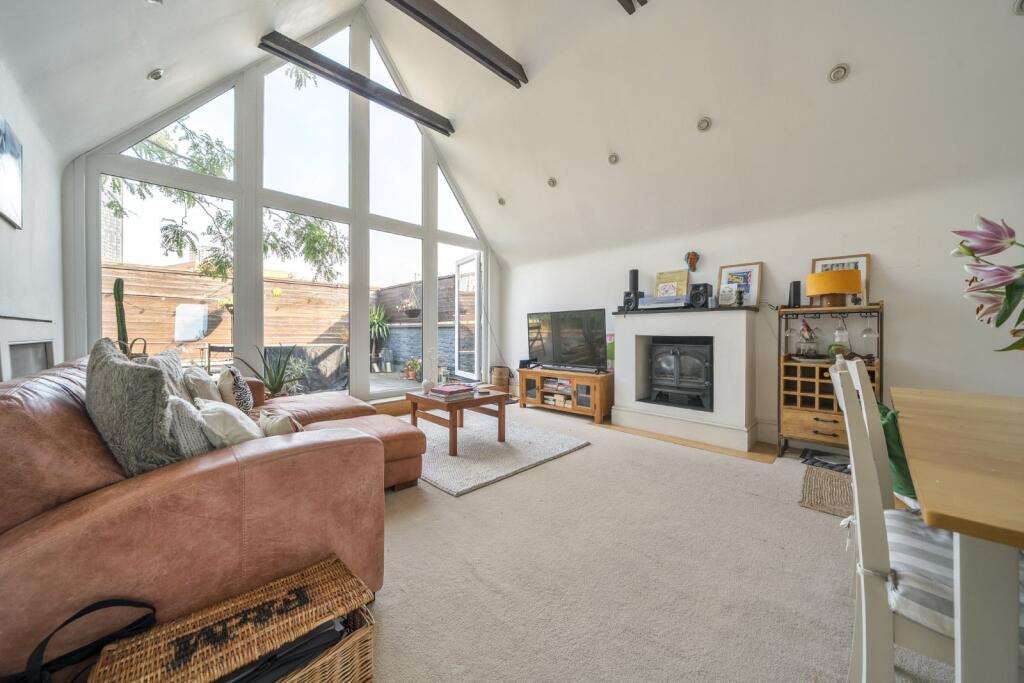 Main image of property: Renfrew Road, Kennington, London, SE11