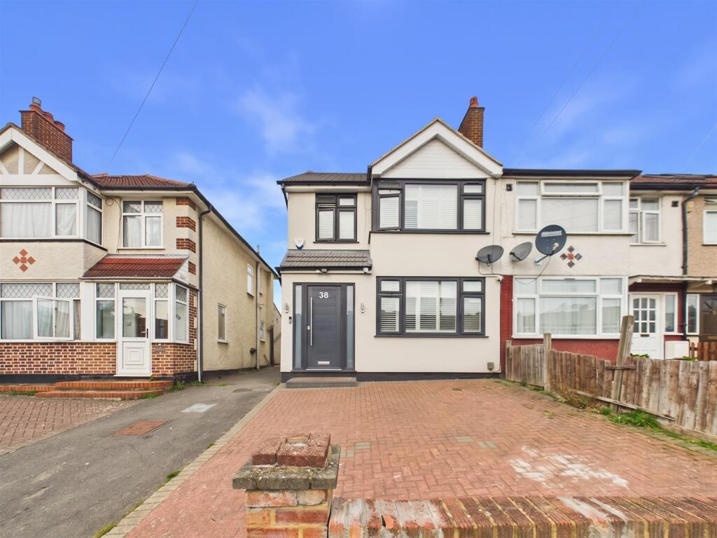Main image of property: Summit Road