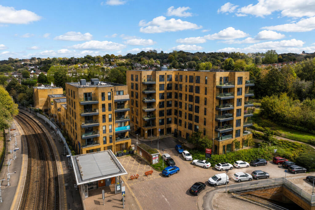 Main image of property: Leaden Hill, Coulsdon