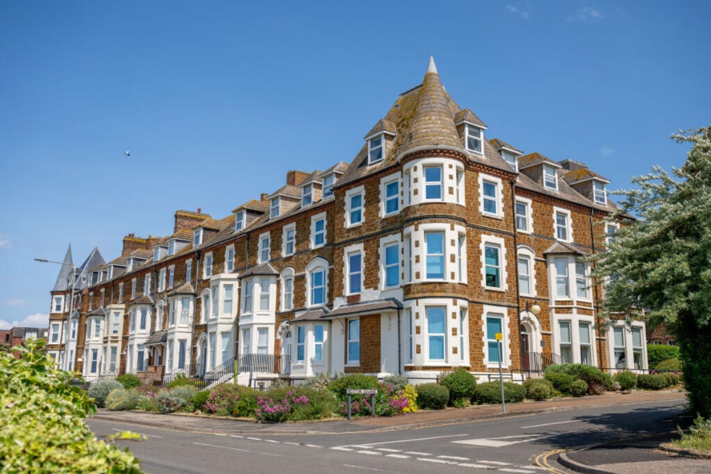 Main image of property: Cliff Parade, Hunstanton, PE36 6