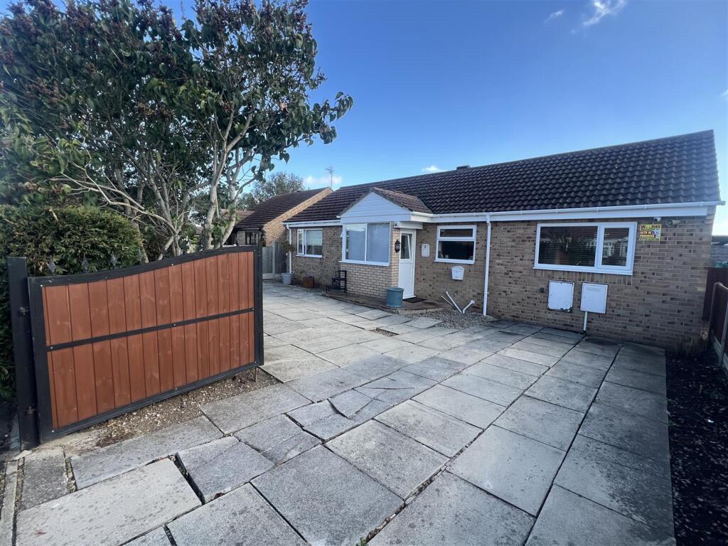 Main image of property: Roland Simpson Close, Snaith, Goole