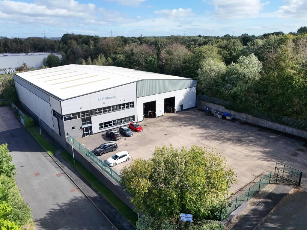 Main image of property: Unit 4, Domino Court, Warrington Road, Runcorn, WA7 1SN