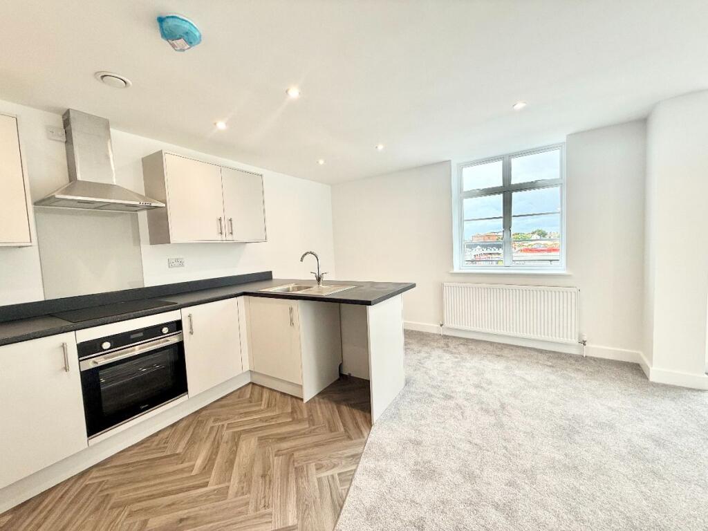 Main image of property: Estuary Views, - Eastern Esplanade, Canvey Island