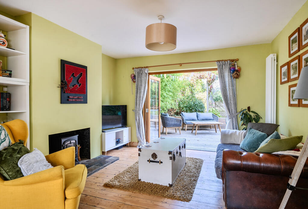 Main image of property: Wesley Avenue, Hanham, Bristol, Gloucestershire, BS15