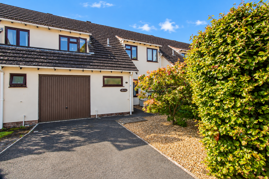 Main image of property: Oak Tree Close, Upottery