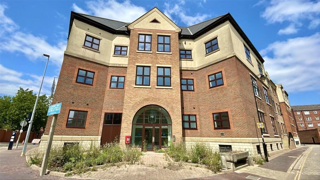Main image of property: Sovereign Court, 182 High Street, Kingston Upon Hull, Hukk, HU1