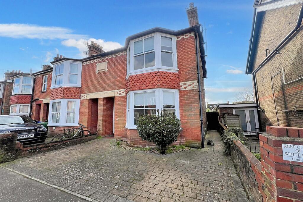 Main image of property: Kempshott Road, Horsham, RH12