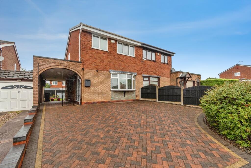 Main image of property: Langmead Close, Walsall, West Midlands, WS2