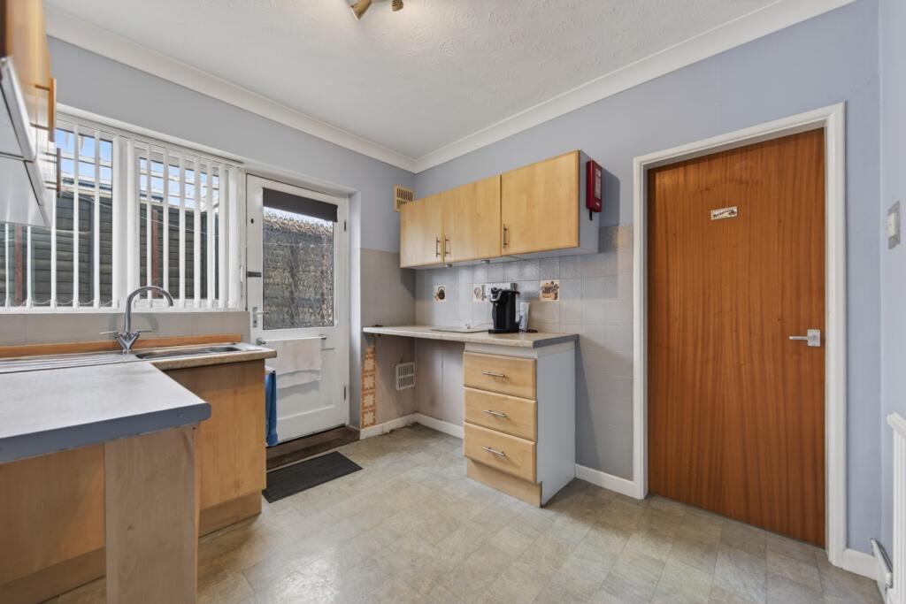 Main image of property: Cedar Way, Wellingborough, Northamptonshire, NN8