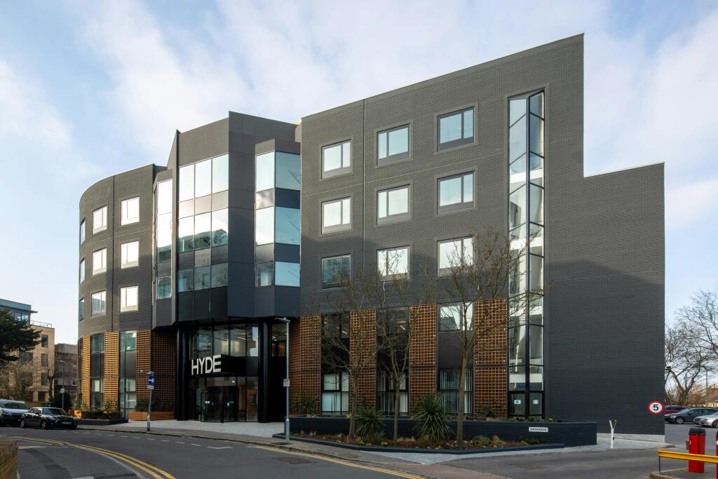 Hyde 01.jpg