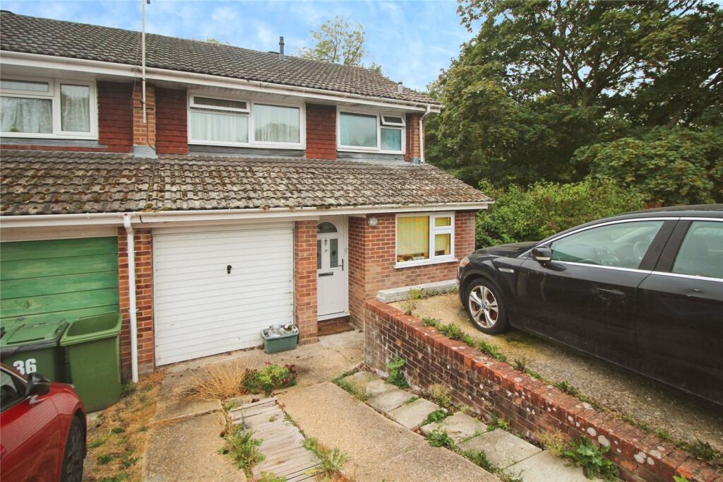 Main image of property: Ravel Close, Basingstoke, Hampshire, RG22