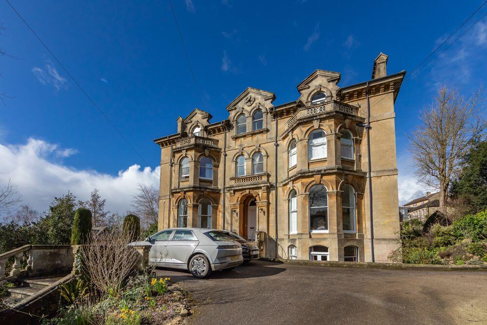 Main image of property: Flat 8, The Grange, Weston Park West, Bath