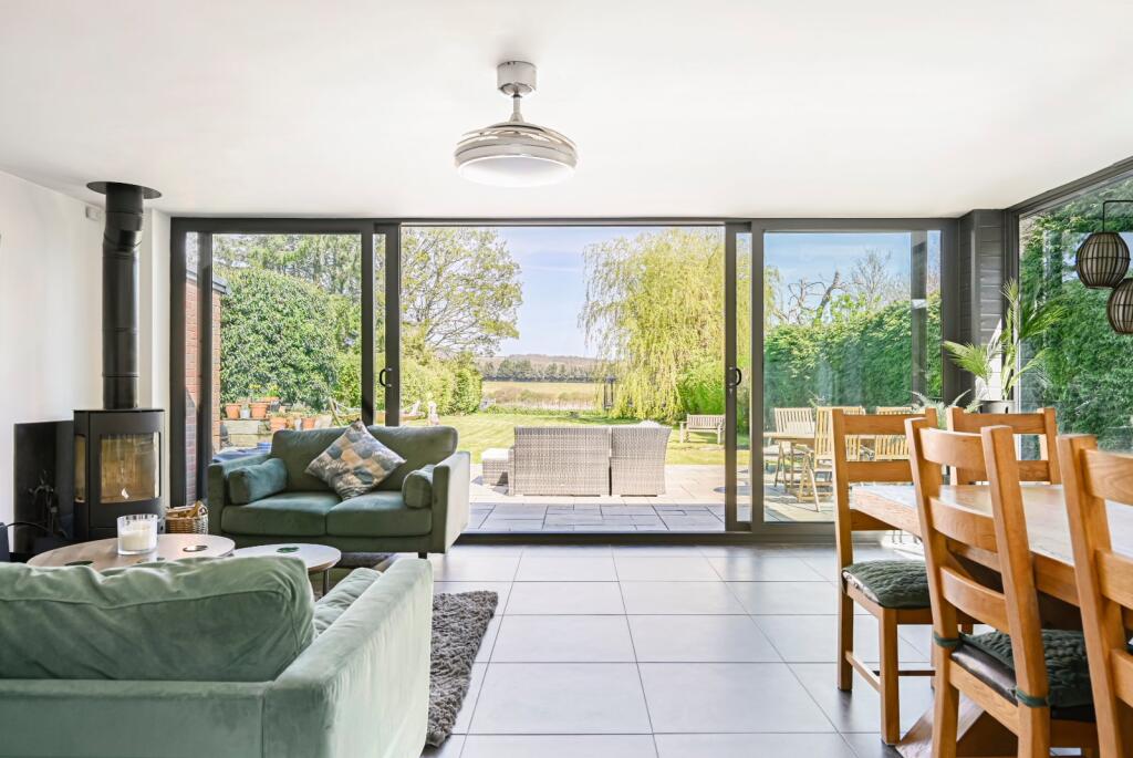 Main image of property: Kempes Corner, Boughton Aluph, Ashford, Kent, TN25