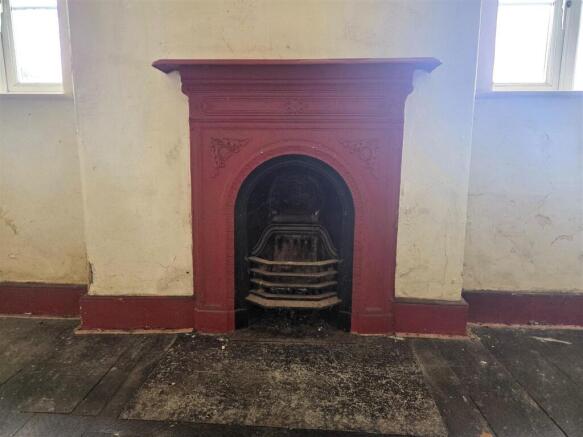 Horse and Groom - Fireplace 3.jpg