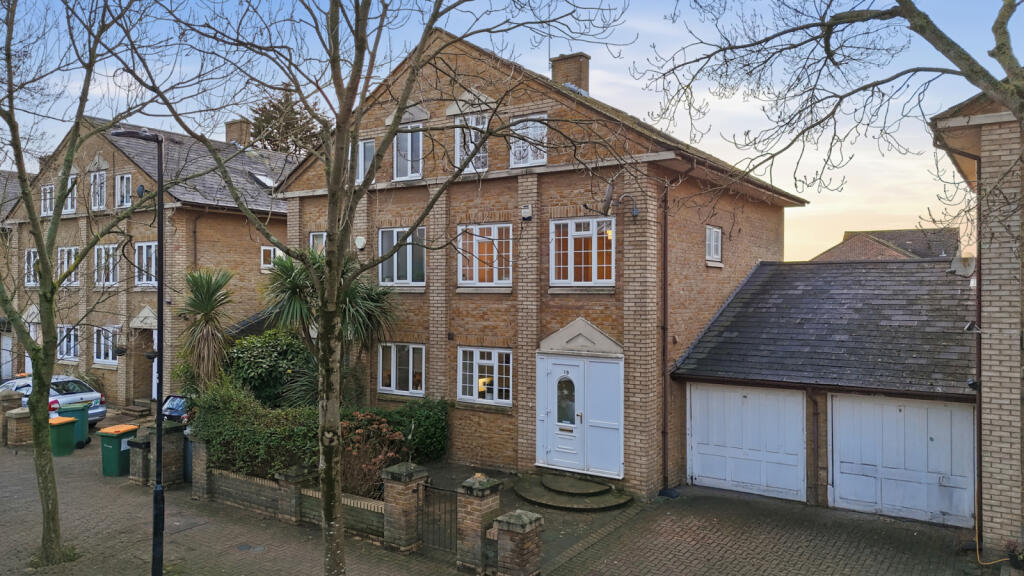 Main image of property: Nightingale Way, Beckton E6
