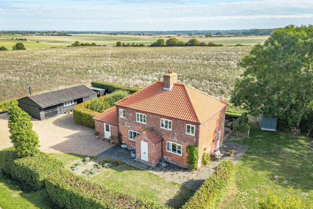 Main image of property: Quintessential Period Home with Annexe in Loddon Ingloss