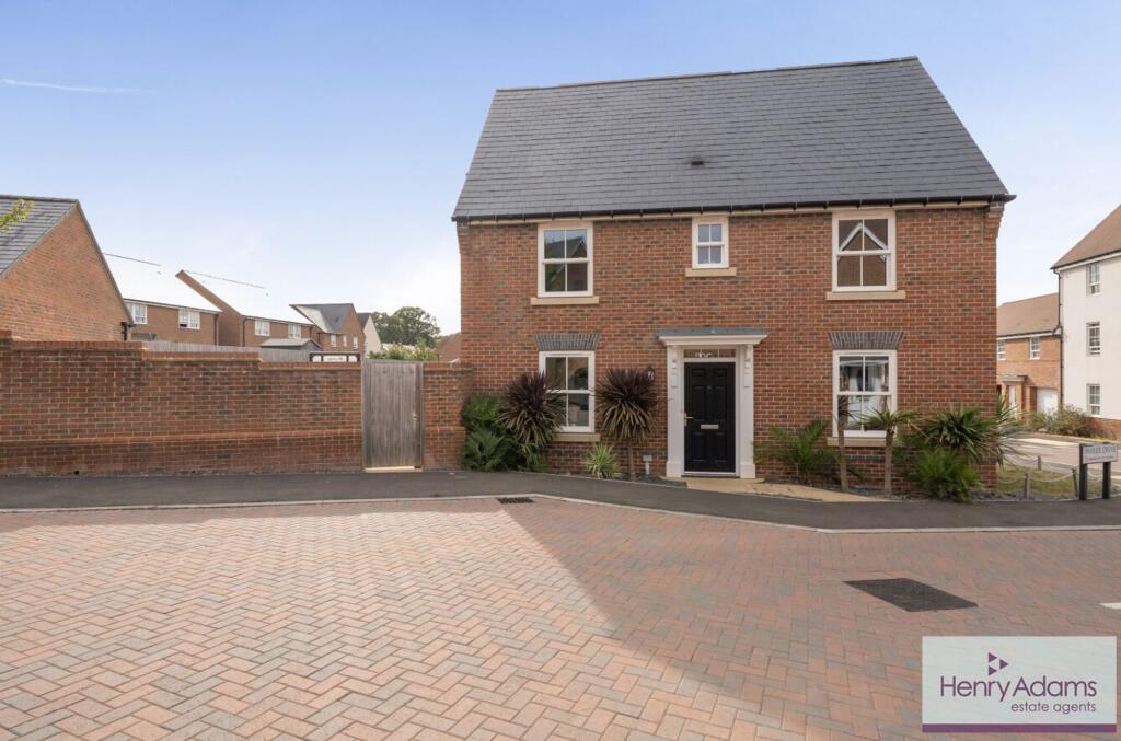 Main image of property: Parker Drive, Waterlooville, PO7