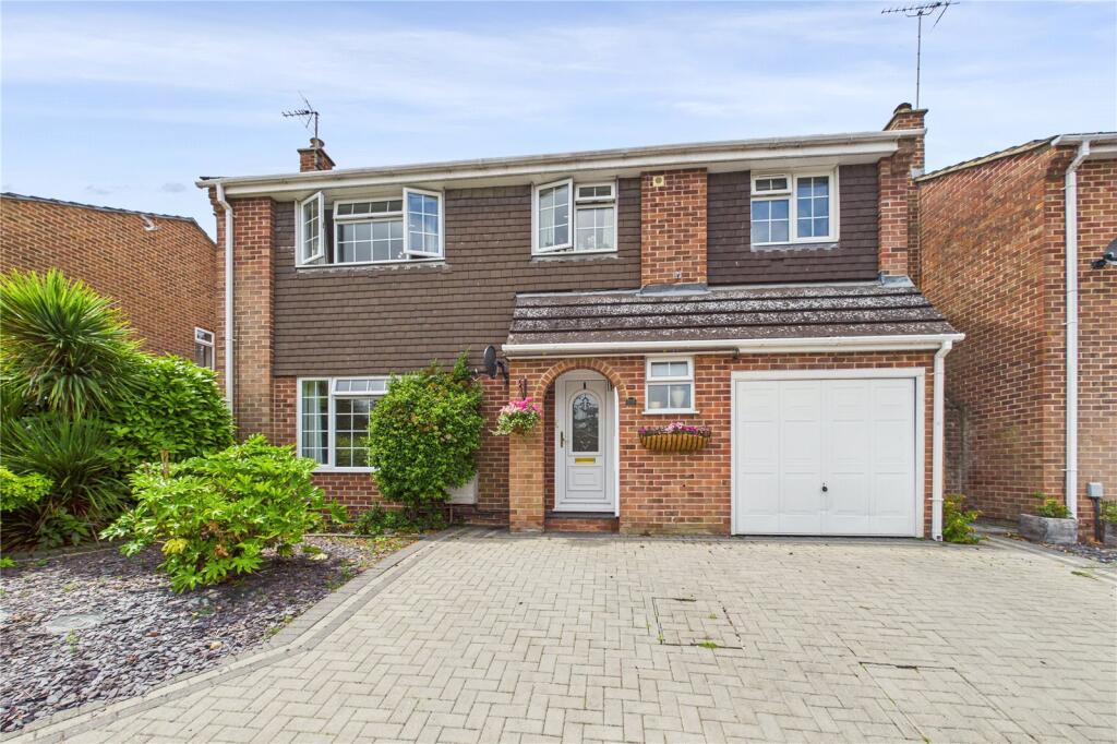 Main image of property: New Road, Newbury, Berkshire, RG14
