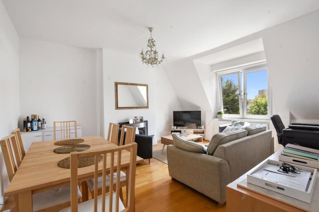 Main image of property: Brondesbury Villas London NW6