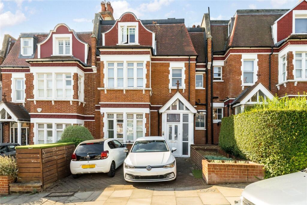 Main image of property: Onslow Gardens, London, N10