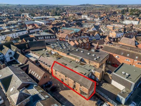 Henley Street Aerial-2 Red Line 2.jpg