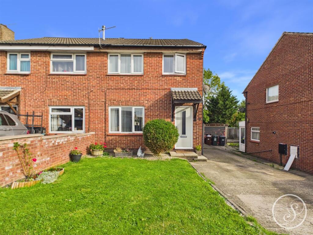 Main image of property: Hornbeam Way, Leeds