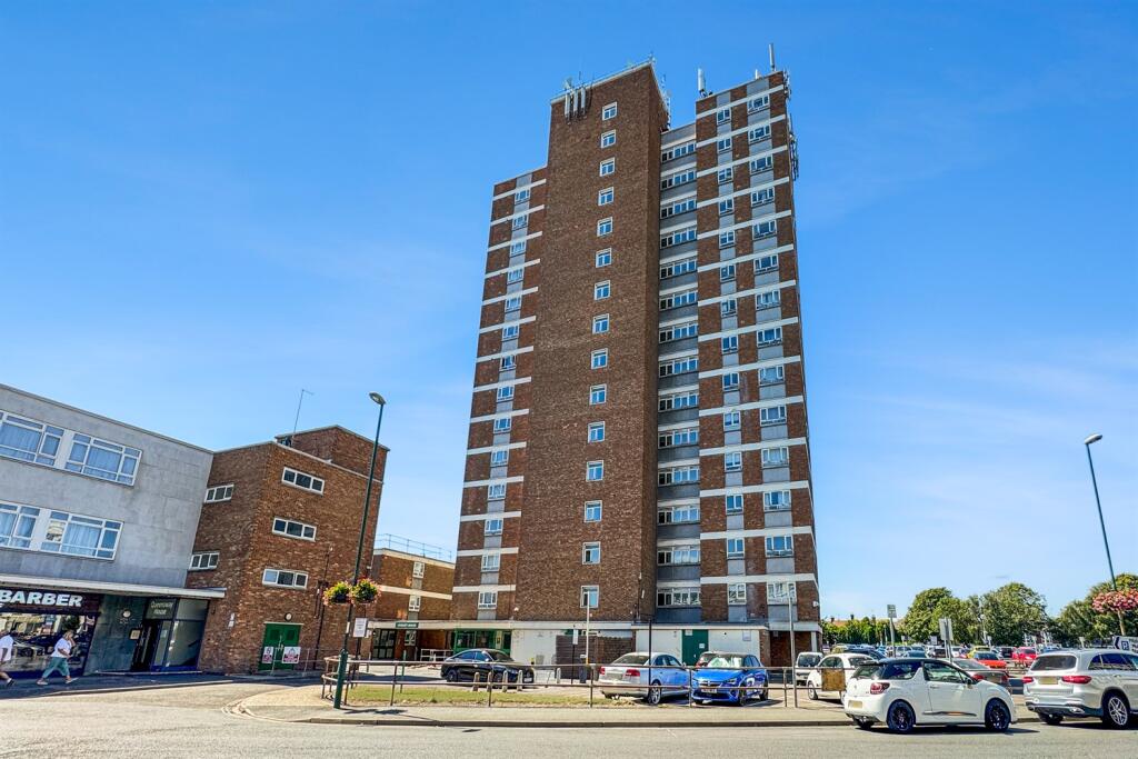 Main image of property: 1 bedroom Second Floor Flat in Bognor Regis