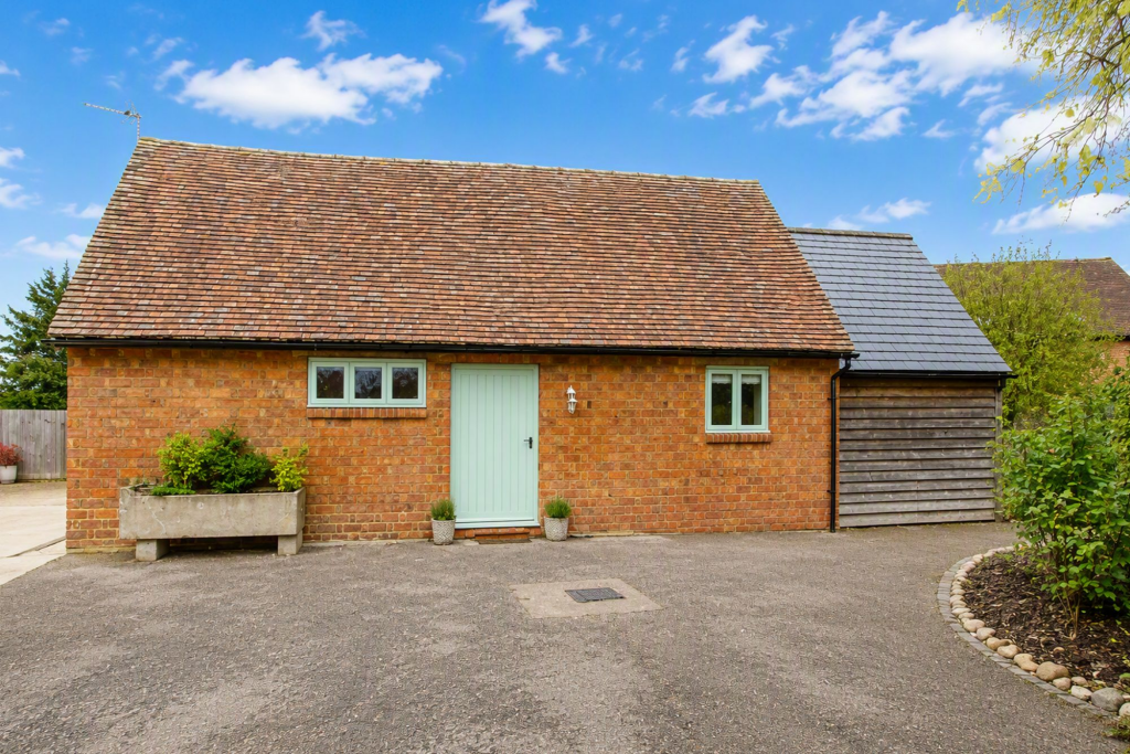 Main image of property: St Marys Road, East Claydon, Buckinghamshire, MK18 2NA