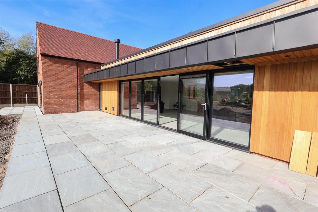 Main image of property: Droitwich Road, Bradley Green, Redditch
