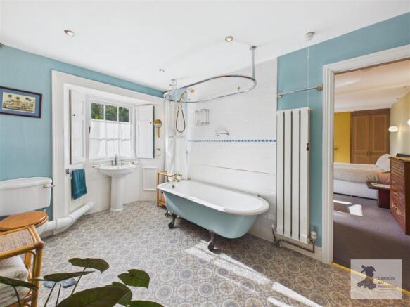 Parvati Suite with en-suite