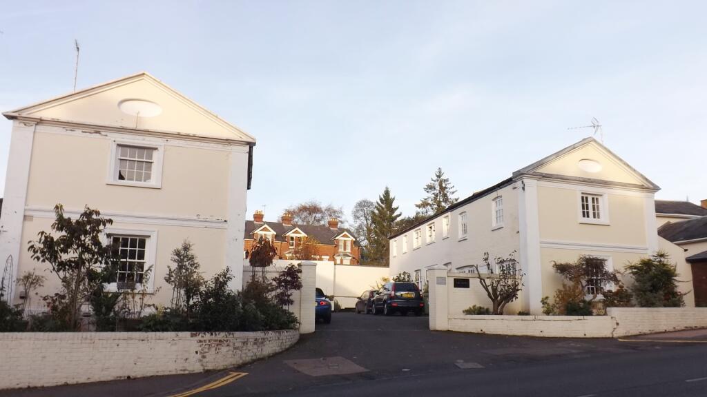 Main image of property: Grove Hill Mews, Tunbridge Wells
