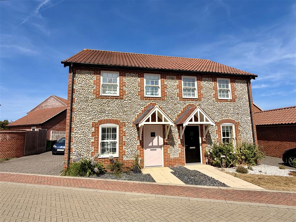 Main image of property: 6 Barn Owl Drive, Holt NR25 6GP