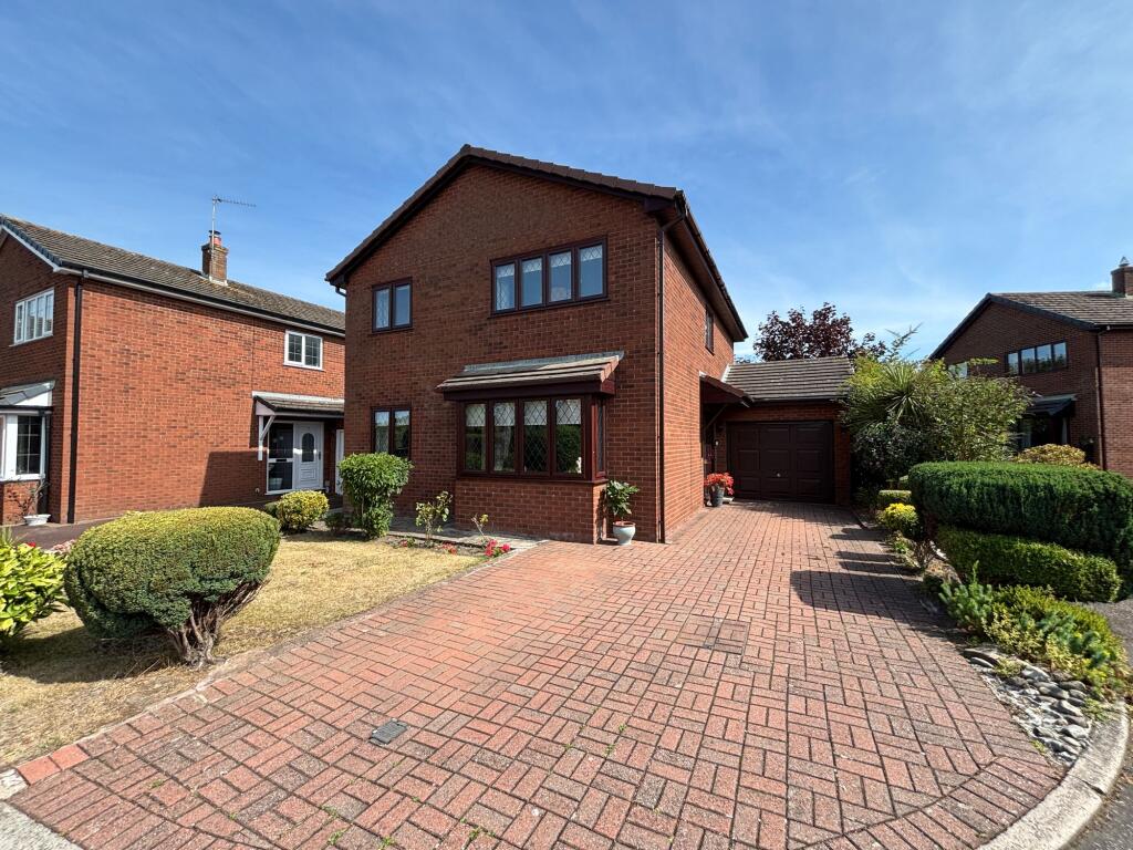 Main image of property: The Hawthornes, Rufford, L40