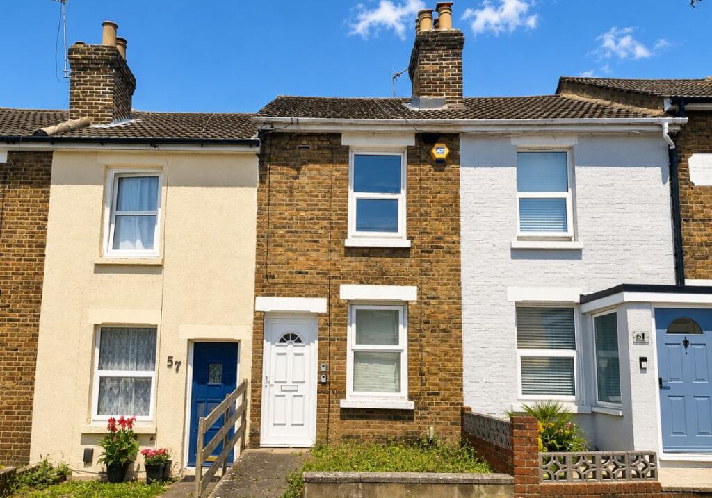 Main image of property: 59 Dover Street, Maidstone, Kent, ME16 8LF