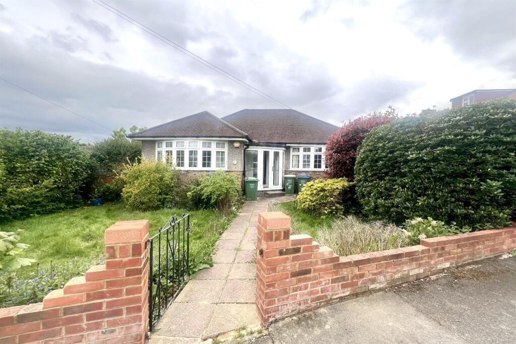 Main image of property: 2A Swanbridge Road DA7