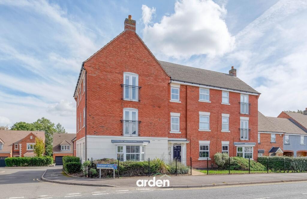 Main image of property: Evesham Road, Redditch, B97