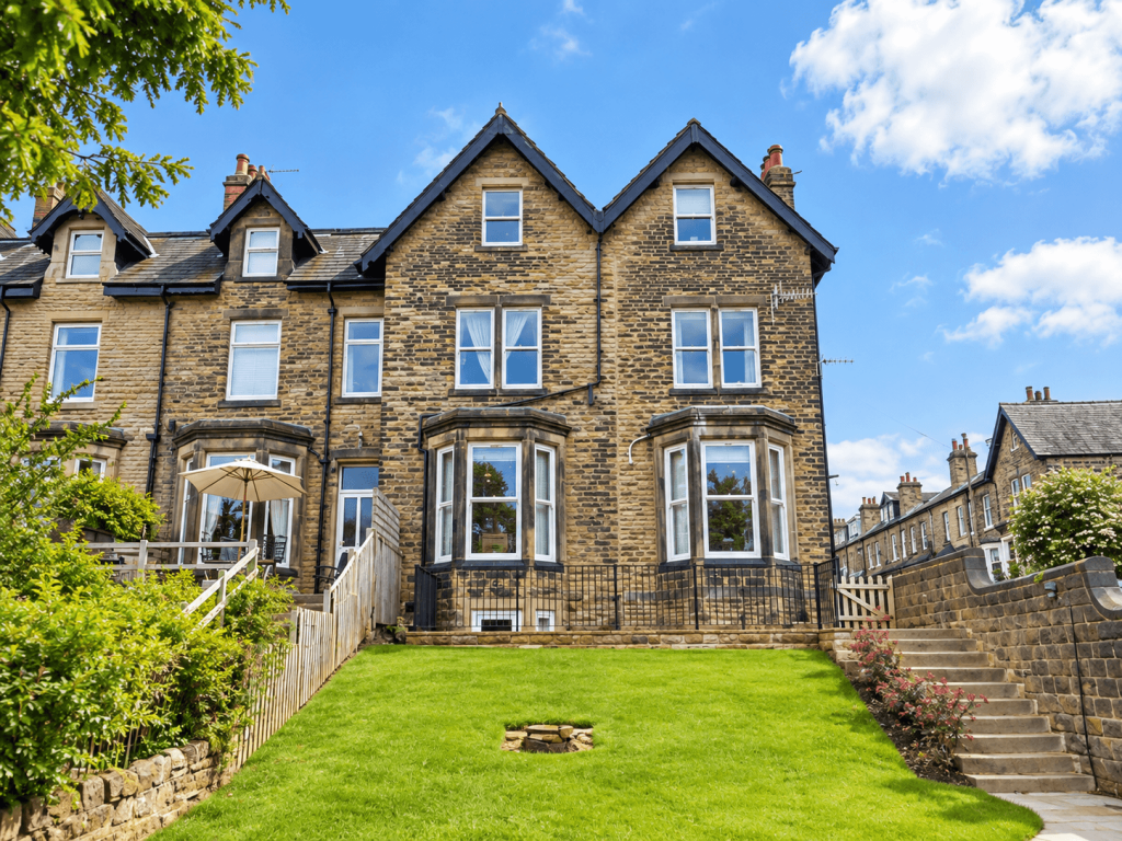 Main image of property: Flat 5, 13 East View, Otley LS21 1JN
