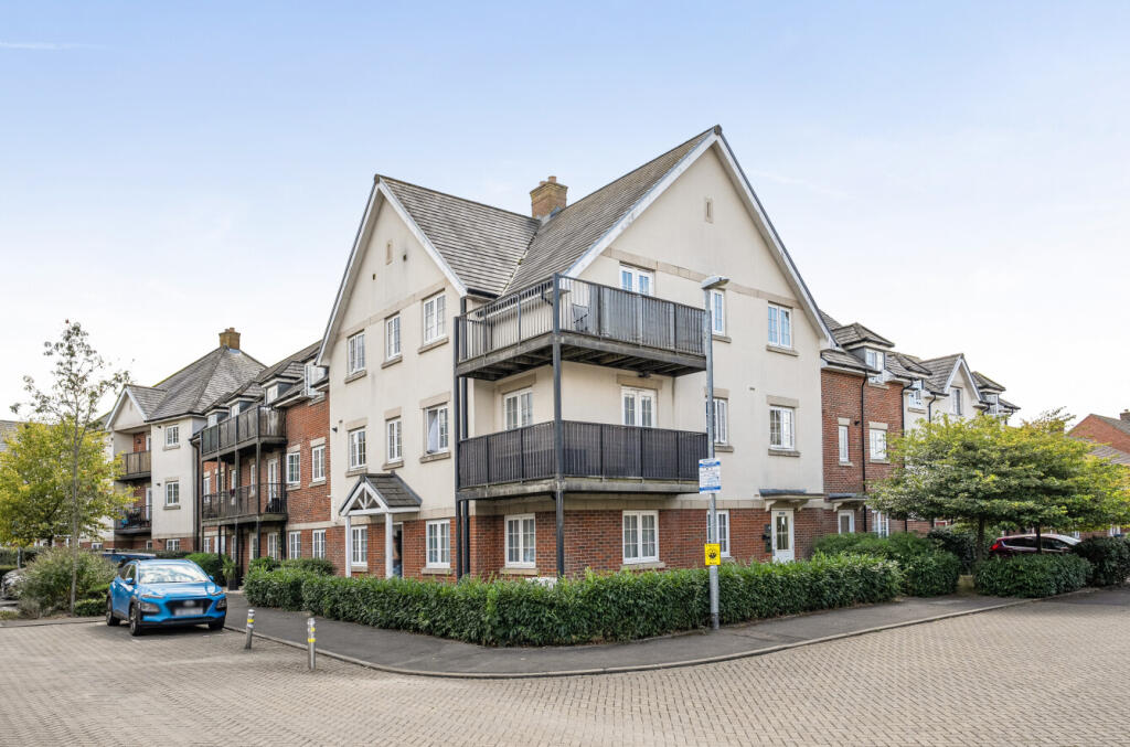 Main image of property: 21 Principle House, Wellesbourne Crescent, High Wycombe